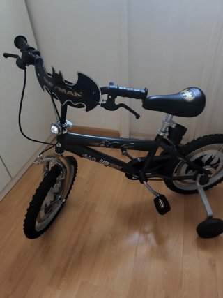Bicicleta Batman 16 pulgadas con ruedines