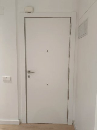 Instalación puertas de paso y entrada