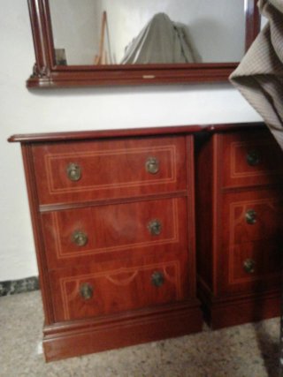 Dormitorio completo de madera No hago envíos