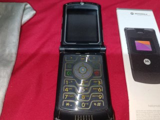 Motorola RAZR V3 Black - Completo