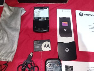 Motorola RAZR V3 Black - Completo