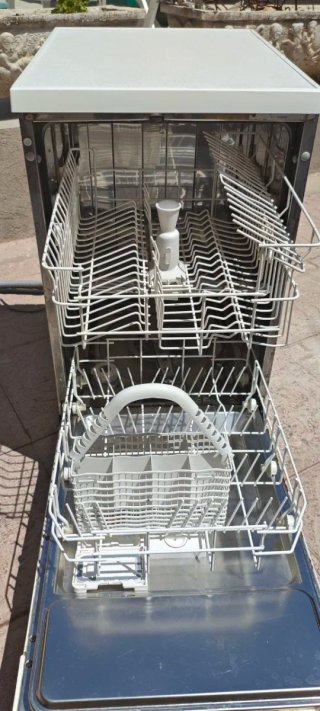 Lavavajillas blanco Zanussi