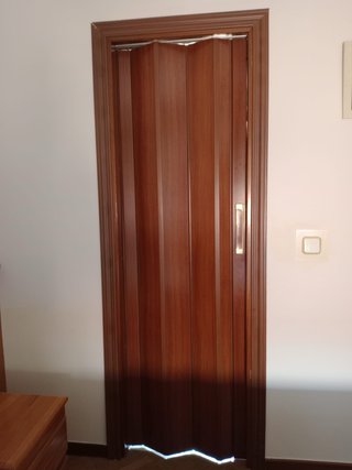 Puerta interior madera acabado roble