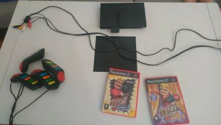 Consola PlayStation 2 + 2 Juegos Buzz
