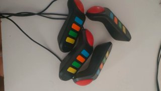 Consola PlayStation 2 + 2 Juegos Buzz