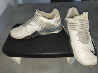 Nike Savaleos 41.5 scarpe palestra bianche