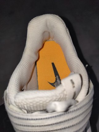 Nike Savaleos 41.5 scarpe palestra bianche