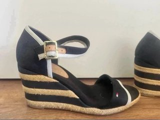 Sandalias cuña Tommy Hilfiger Talla 38