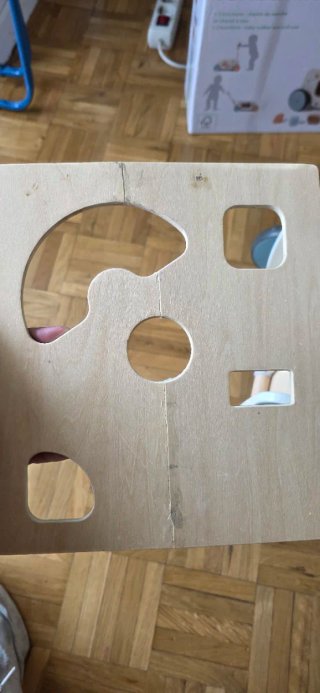 Andador de madera para bebé