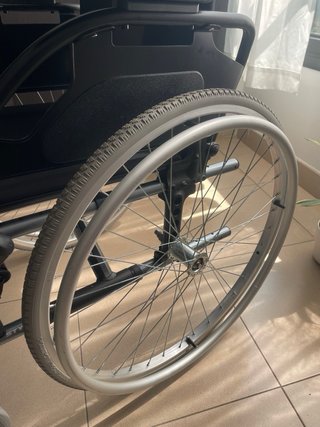 Silla de ruedas plegable