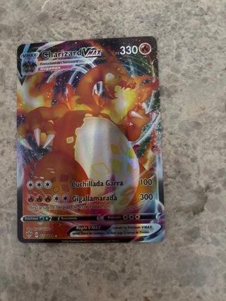 Carta Pokémon Charizard VMAX Gigamax