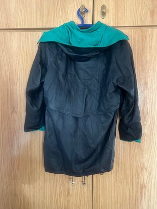 Chaquetón de piel tres cuartos
