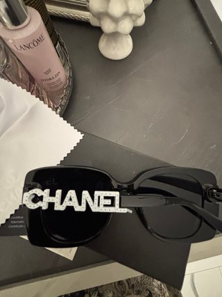 Occhiali da sole Chanel originali - Modello 6047