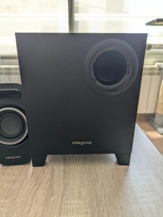 Creative A250 Subwoofer y 2 satélites