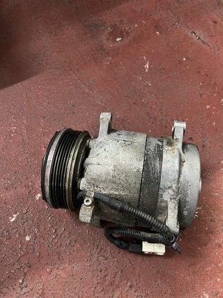 Compresor A/C Citroen Peugeot 2.0 HDI / 1.9td.