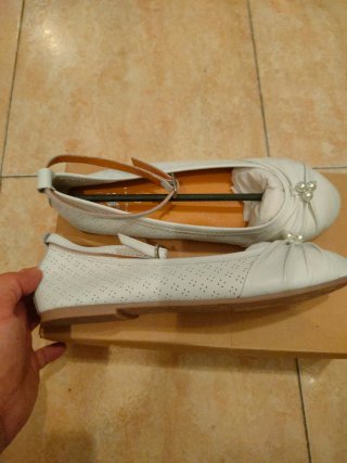 Bailarinas Bata Talla 36 Blancas
