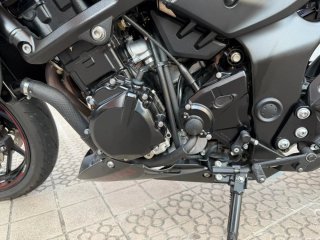 Suzuki GSX-S 750 Negra