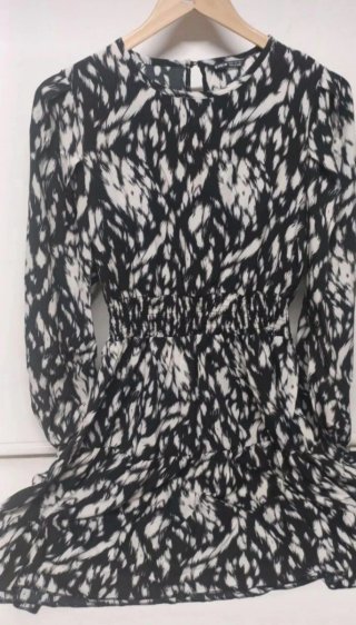 Vestido SHEIN tacto seda talla M