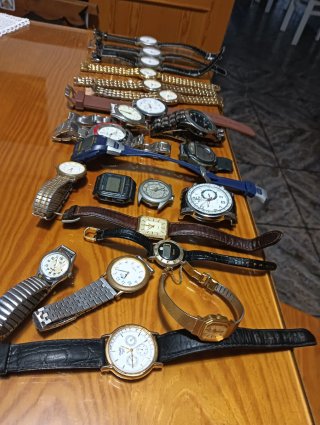 Lote de Relojes Antiguos y Modernos