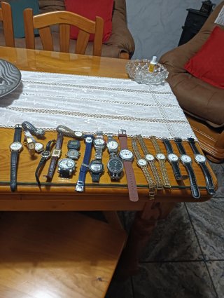 Lote de Relojes Antiguos y Modernos