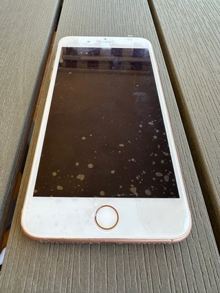 iPhone 8 Plus bianco e rosa