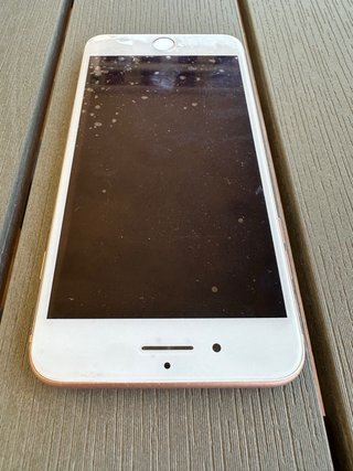 iPhone 8 Plus bianco e rosa