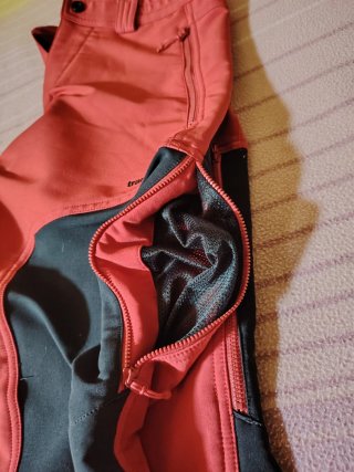 Pantalón de montaña. Trangoworld Rojo y Negro