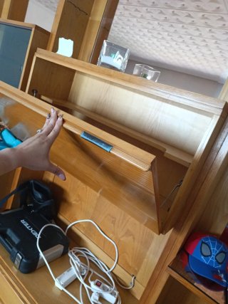 Mueble de salón modular madera y cristal