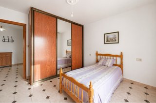 Venta de Piso en Barrio cartuja en un Residencial.