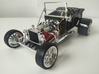 Ford T Bucket 1923 escala 1:18 Hot Rod