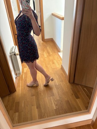 Vestido floral The Kooples azul y rojo
