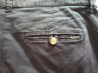 Pantalón corto Pepe Jeans azul T.30.