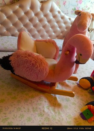 Juguetes XXL de peluche: cebra, flamenco y caballo