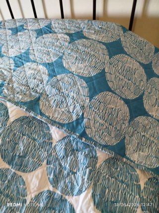 Colcha edredón reversible cama 90cm.Regalo cojines