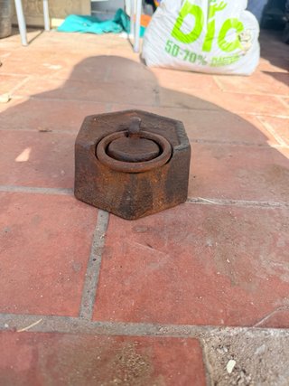 Pesa antigua de hierro 5 kilos