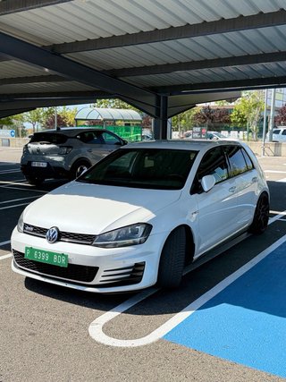 Volkswagen Golf 2015