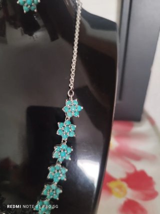 Conjunto collar y pendientes turquesa y plata
