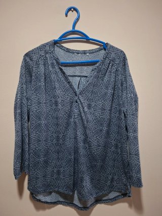 Camiseta fina azul y blanca talla XXL