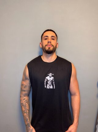 Camiseta gym inspirada en Chris Bumpsted