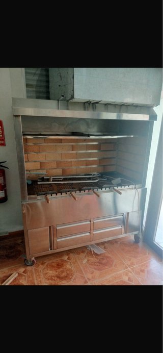 Barbacoa de obra y metal precio negociable
