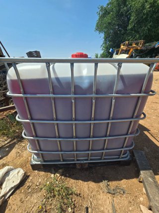 Depósito IBC 1000L con jaula metálica