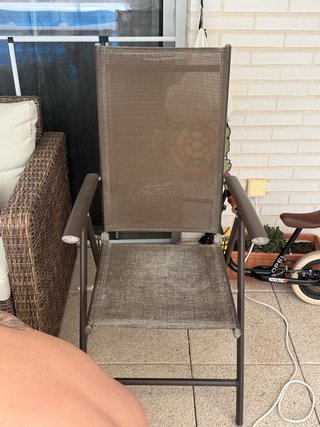 Mesa de jardín redonda + 2 sillas