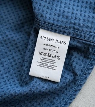 Camisa azul con estampado
