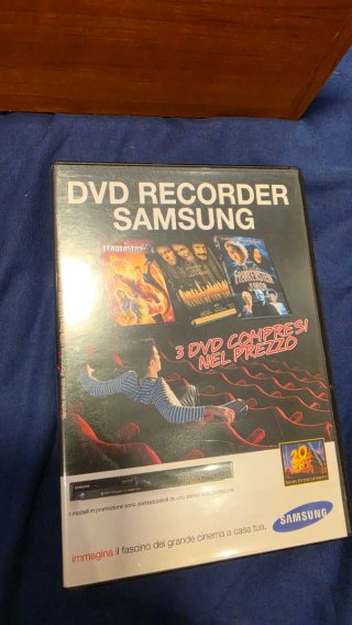 Vari film in dvd originali.
