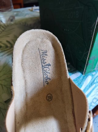 Ciabatte Miss Glo Beige con strass, numero 39