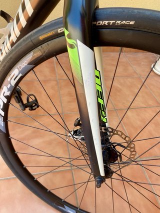 Bici da strada Giant Defy Advanced M
