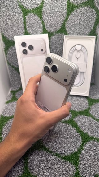 iPhone 17 Pro Max 256GB Argento Nuovo Da Attivare