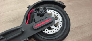 Patinete Xiaomi Negro Scooter Pro.