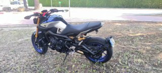 Yamaha MT-09 SP Negra y Plata