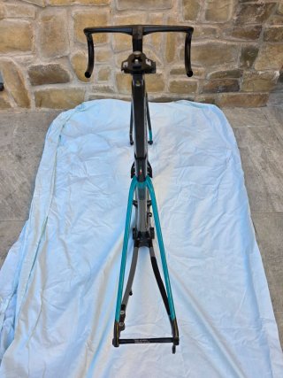 Telaio Cipollini Dolomia + Manubrio Deda Alanera
